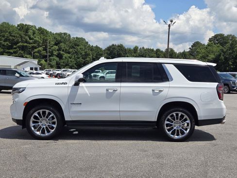 Used 2023 Chevrolet Tahoe High Country AWD/4WD image 12