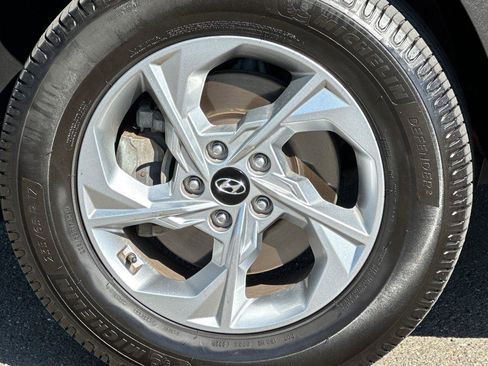 Used 2022 Hyundai Tucson SE w/ Cargo Package image 25