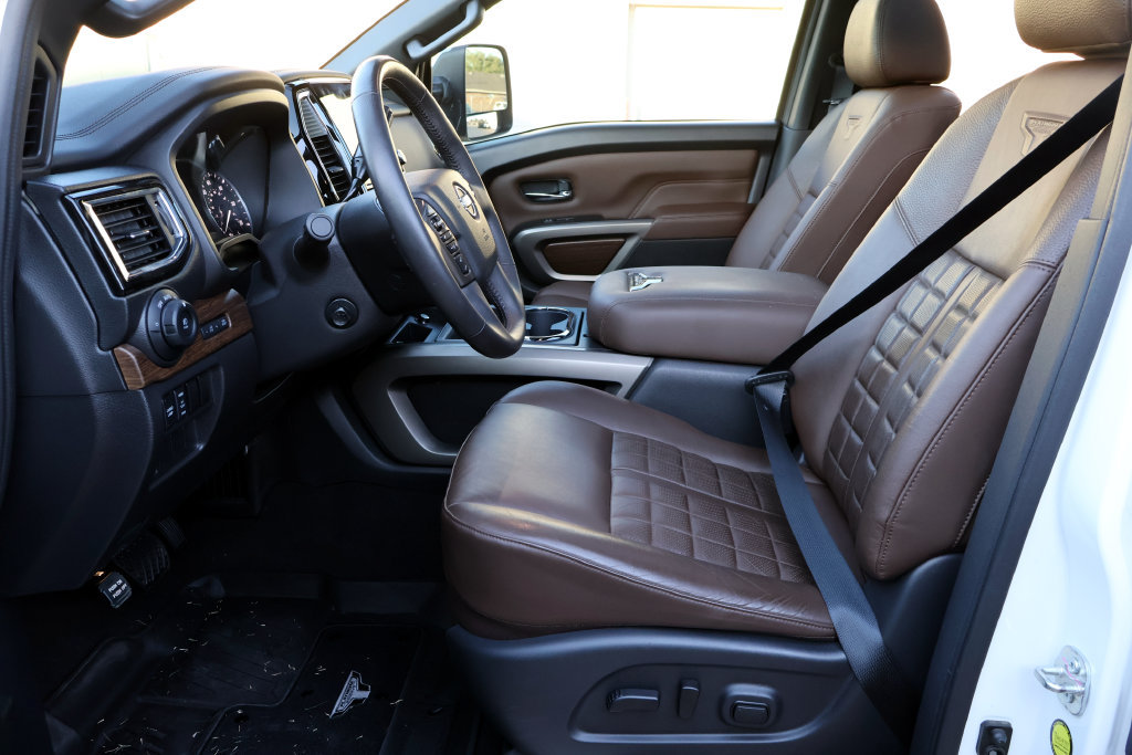 Certified 2024 Nissan Titan Platinum Reserve w/ Moonroof Package AWD/4WD image 20