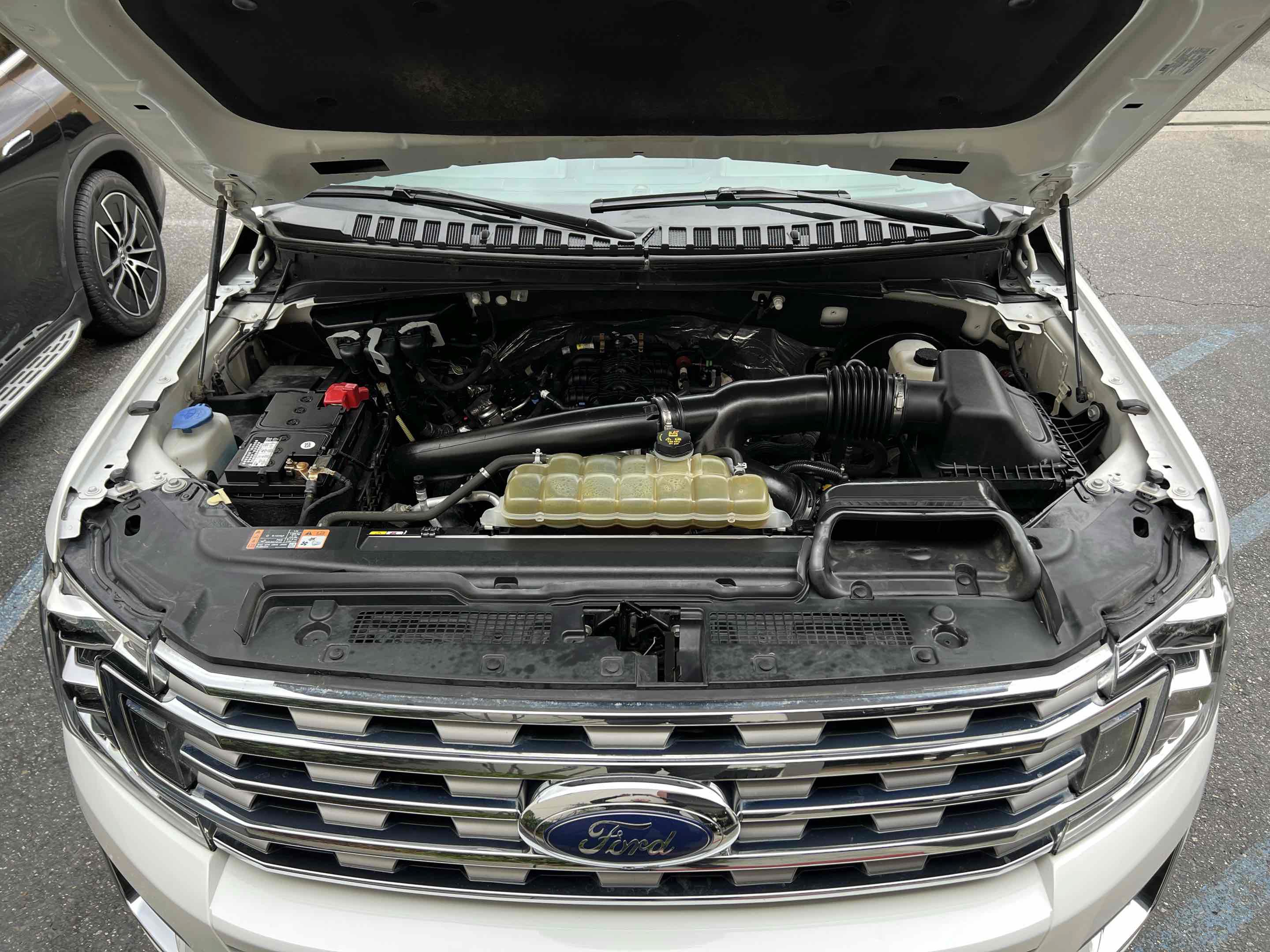 Used 2021 Ford Expedition Limited AWD/4WD image 36