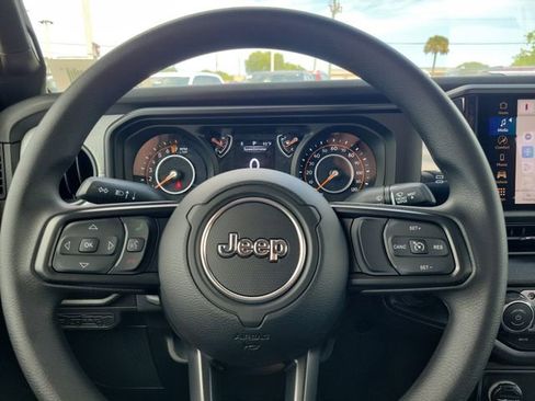 New 2026 Jeep Gladiator Sport AWD/4WD image 15