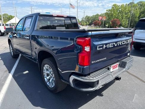 Used 2023 Chevrolet Silverado 1500 LTZ AWD/4WD image 3