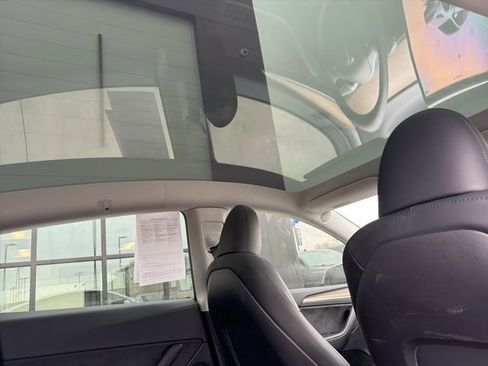 Used 2023 Tesla Model Y Long Range image 15