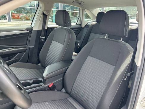 Used 2025 Volkswagen Jetta S FWD image 11