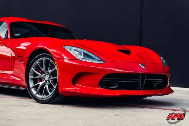 Used 2013 SRT Viper GTS w/ GTS Laguna Interior Pkg RWD image 23