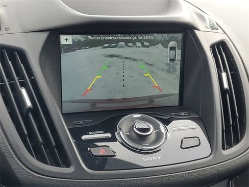 Certified 2019 Ford Escape Titanium w/ U9j03 - Titanium Tow Package image 25