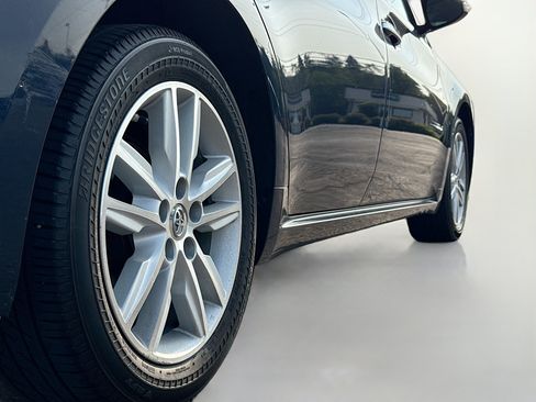 Used 2014 Toyota Avalon XLE FWD image 15
