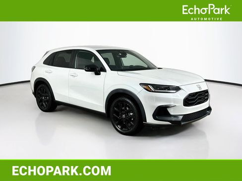 Used 2024 Honda HR-V Sport image 1