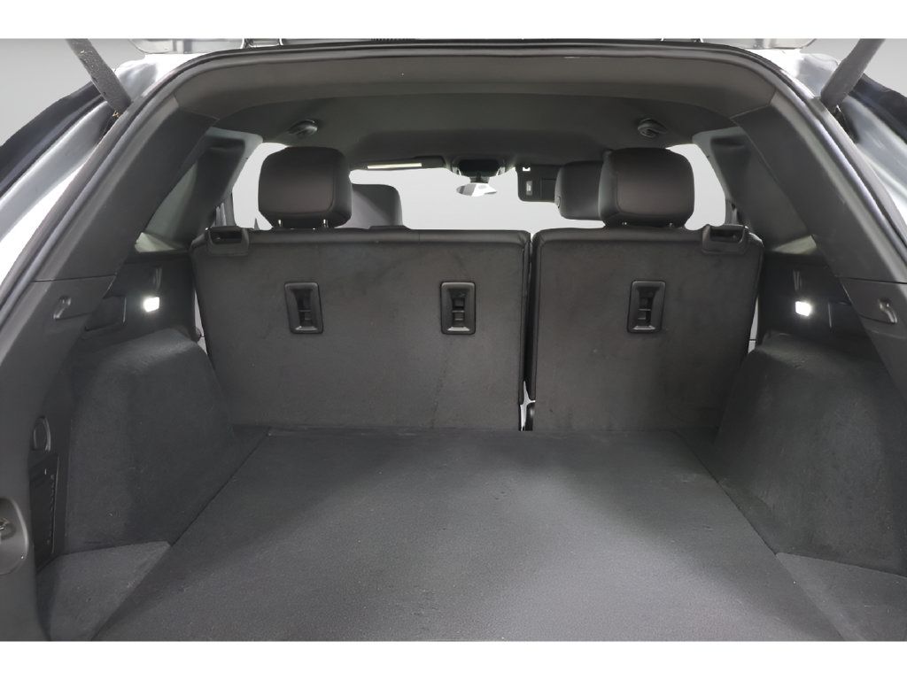Used 2024 Cadillac XT5 Luxury AWD/4WD image 27