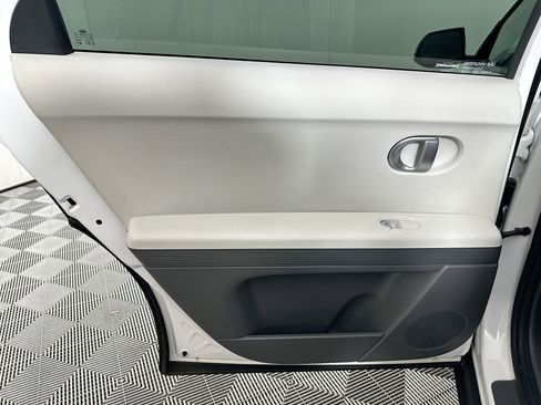 Used 2024 Hyundai Ioniq 5 SEL RWD image 26
