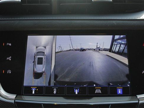 New 2025 Cadillac XT6 Sport w/ Platinum Package image 33