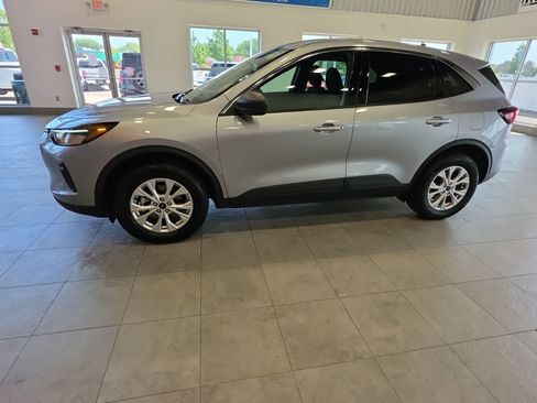 Used 2024 Ford Escape Active AWD/4WD image 13