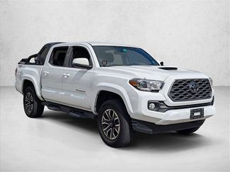 Used 2022 Toyota Tacoma TRD Sport w/ Technology Package video 3