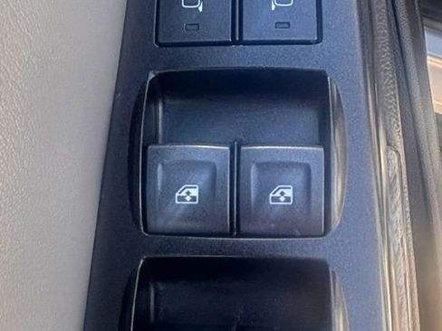 Used 2018 Chevrolet Tahoe LT AWD/4WD image 10