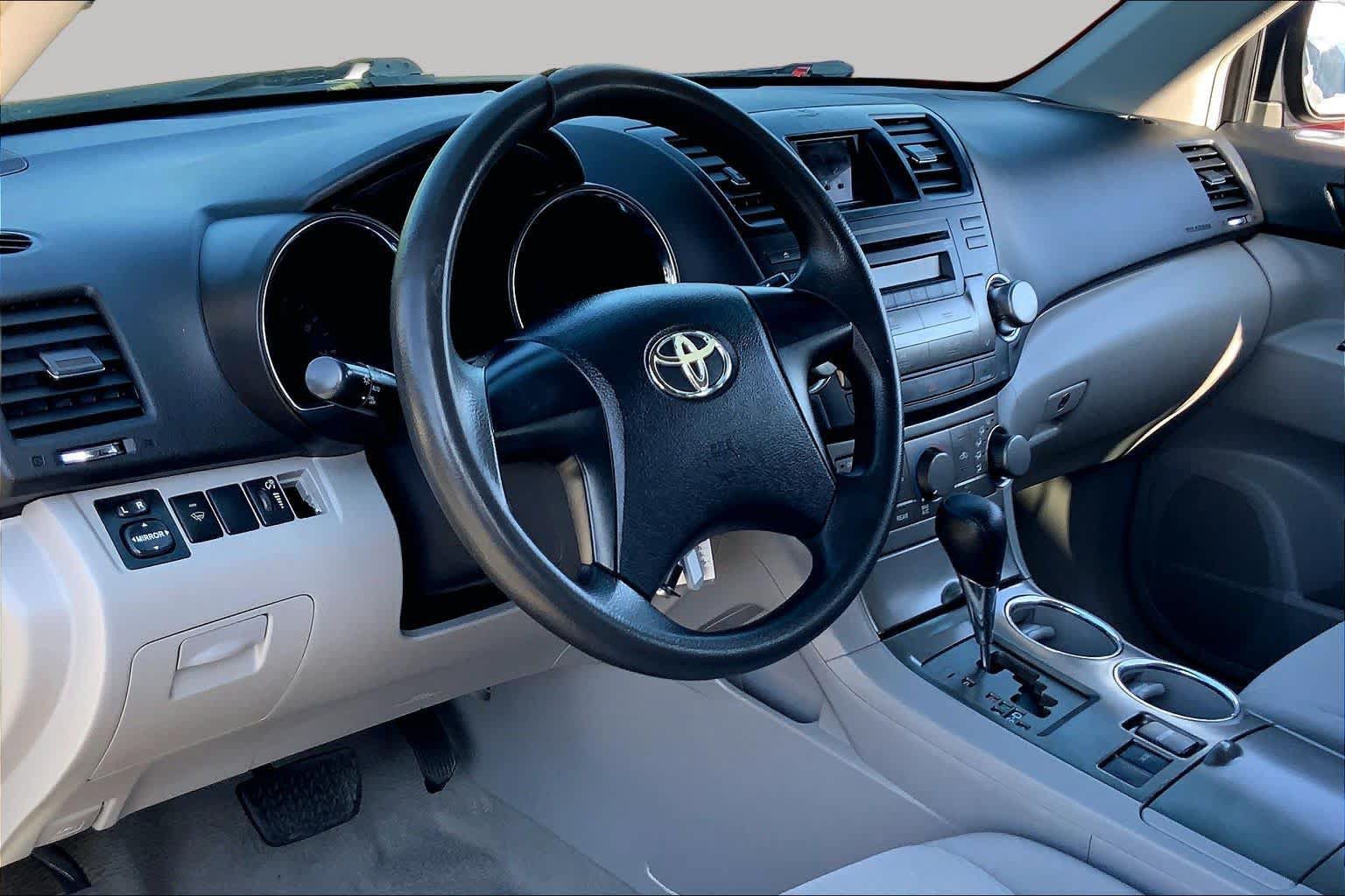 Used 2010 Toyota Highlander 2WD w/ Extra Value Pkg 2 image 15