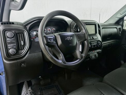 Used 2019 Chevrolet Silverado 1500 Custom Trail Boss w/ Custom Convenience Package AWD/4WD image 9