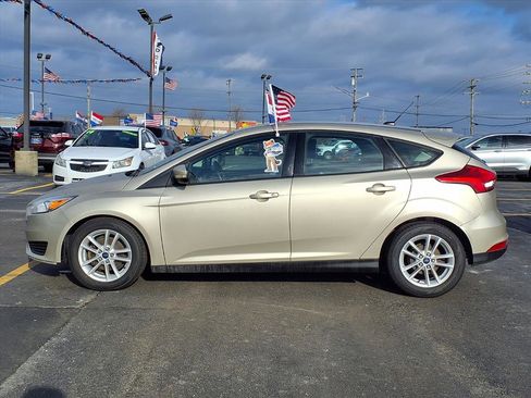 Used 2017 Ford Focus SE w/ Cold Weather Package image 22