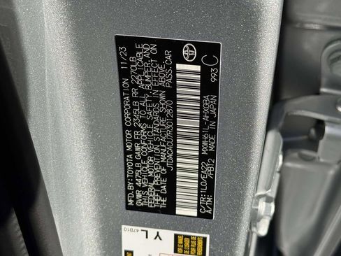 Used 2024 Toyota Prius Prime FWD image 16