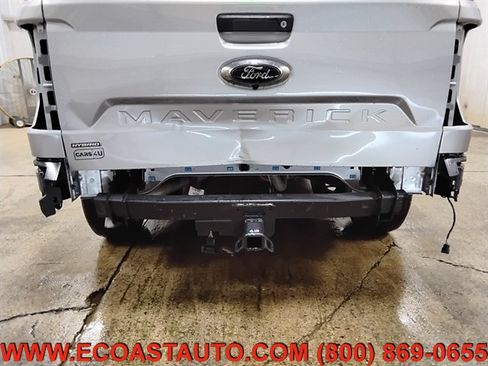 Used 2024 Ford Maverick Lariat w/ Black Appearance Package FWD image 18