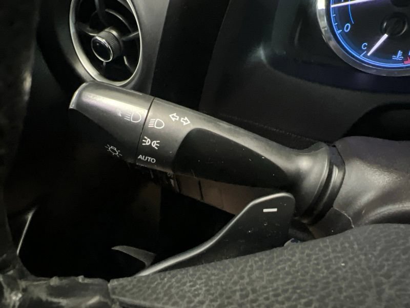 Used 2019 Toyota Corolla SE FWD image 20