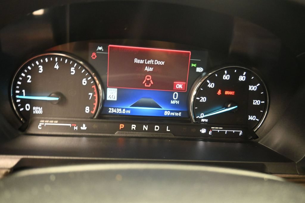 Used 2023 Ford Explorer Limited w/ Limited Technology Package RWD image 10