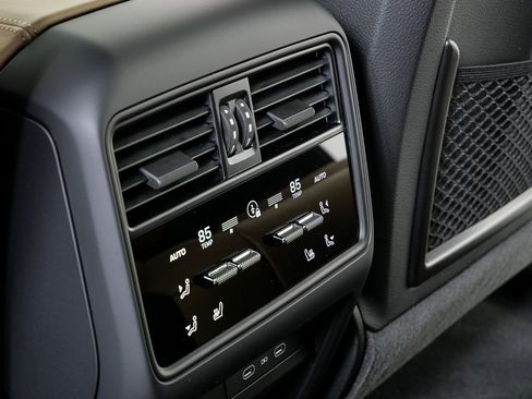 New 2026 Porsche Cayenne E-Hybrid Coupe image 20