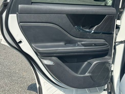 Certified 2022 Lincoln Corsair FWD image 25