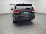 Used 2016 Kia Sorento LX w/ LX Convenience Package image 6