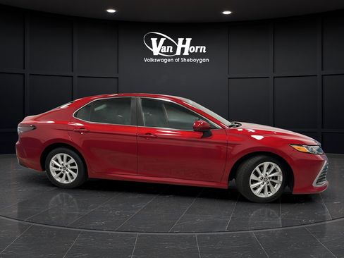 Used 2023 Toyota Camry LE FWD image 8