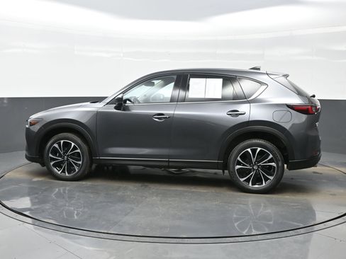 Used 2023 MAZDA CX-5 AWD 2.5 S w/ Premium Plus Pkg image 3