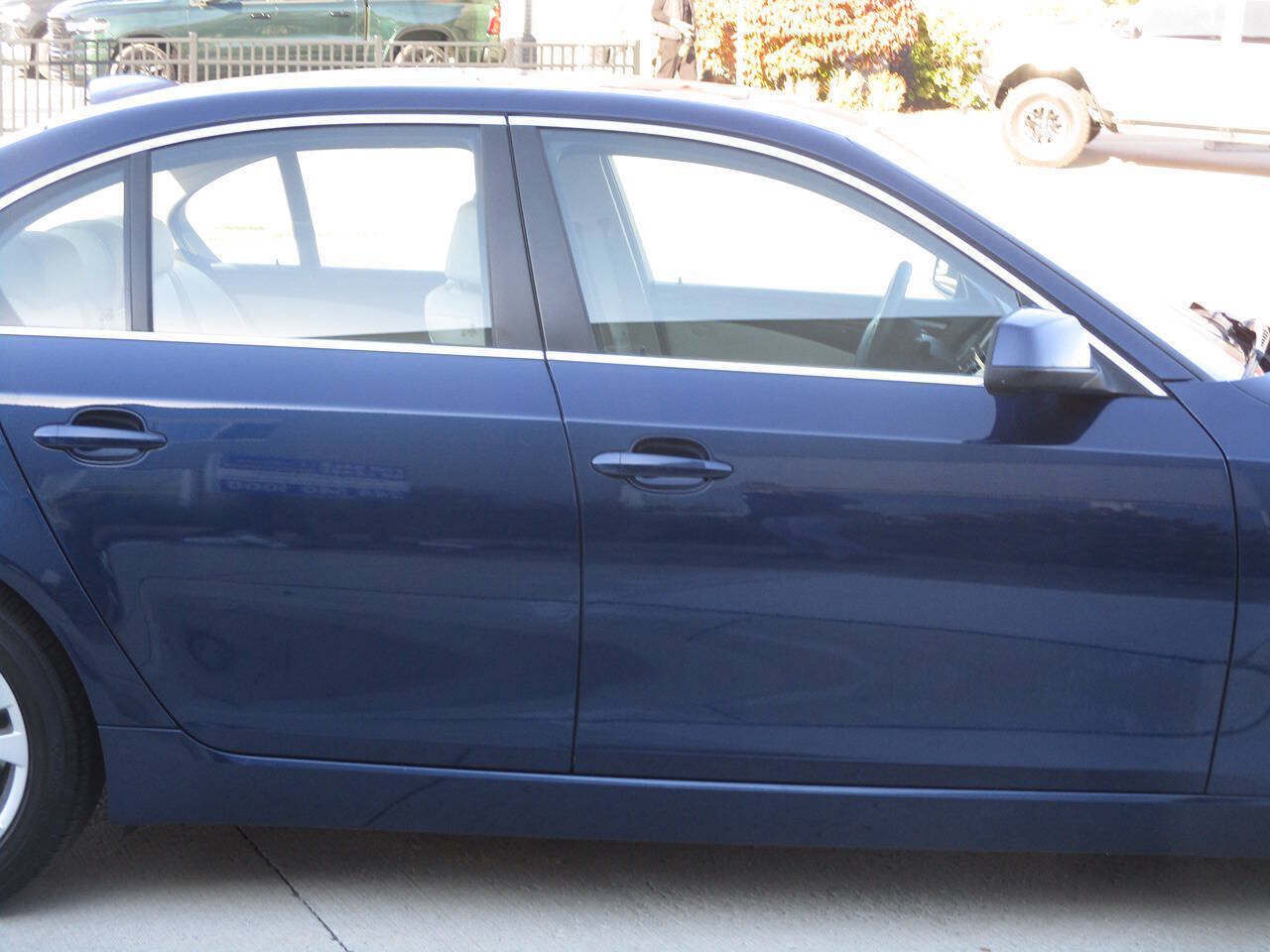 Used 2010 BMW 535i xDrive Sedan AWD/4WD image 45