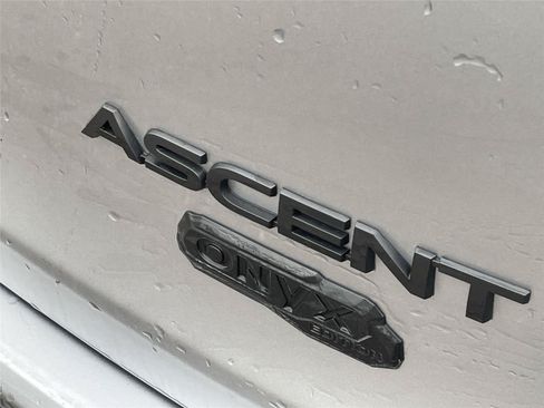 Used 2022 Subaru Ascent Onyx Edition AWD/4WD image 10