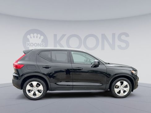 Used 2019 Volvo XC40 T5 Momentum AWD/4WD image 8