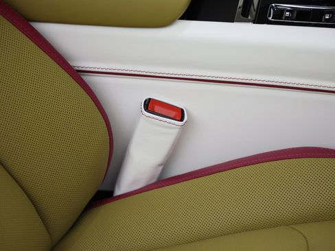 Certified 2025 Rolls-Royce Spectre w/ Spectre Launch Package AWD/4WD image 31