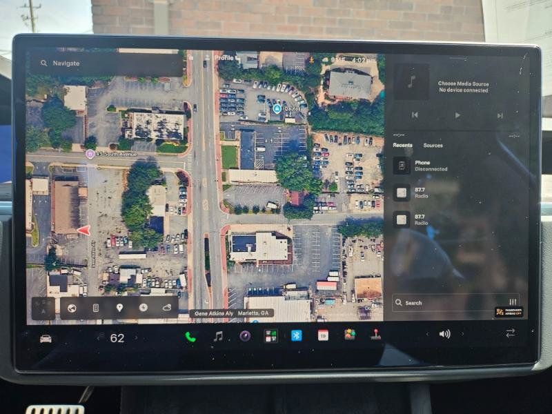 Used 2023 Tesla Model S AWD/4WD image 41