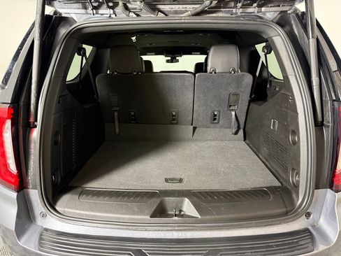 Used 2021 GMC Yukon XL SLT AWD/4WD image 11