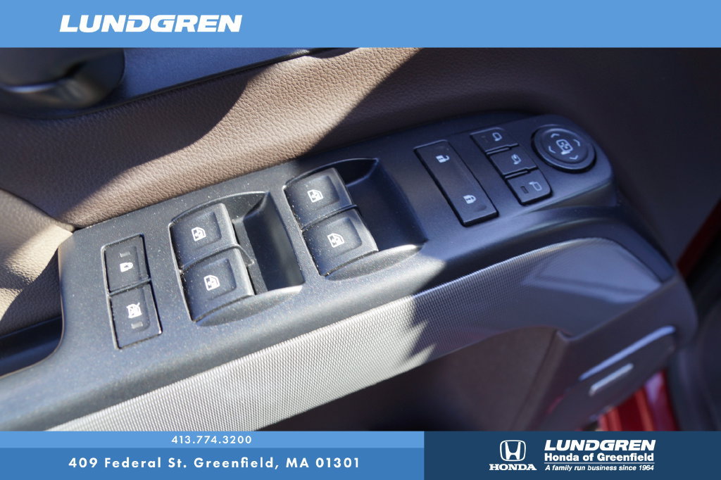 Used 2018 Chevrolet Silverado 1500 LTZ Z71 w/ LTZ Plus Package AWD/4WD image 16