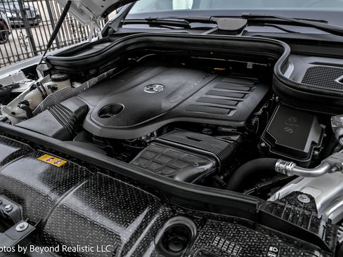 Used 2024 Mercedes-Benz GLS 450 4MATIC w/ AMG Line Exterior image 22