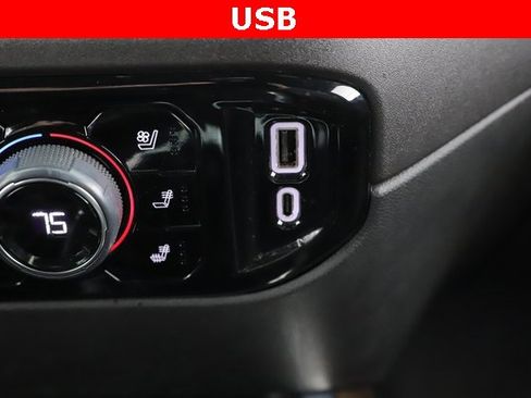 Used 2024 Chevrolet Silverado 1500 High Country w/ High Country Premium Package image 27