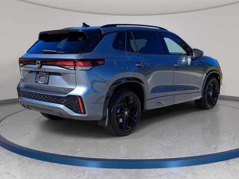 New 2026 Volkswagen Tiguan SE R-Line AWD/4WD image 5