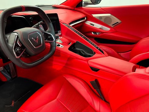 Used 2023 Chevrolet Corvette Stingray Premium Conv w/ Z51 Performance Package RWD image 12