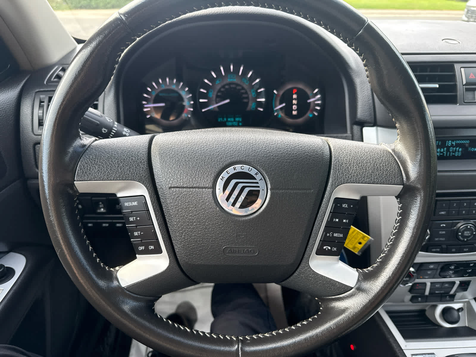 Used 2010 Mercury Milan Premier FWD image 18