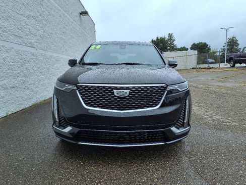 Used 2024 Cadillac XT6 Premium Luxury image 2