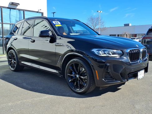 Used 2022 BMW X3 M40i image 3