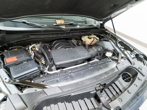 Used 2022 GMC Yukon XL AT4 image 37