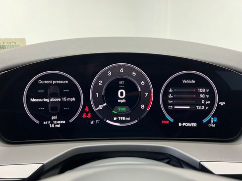 New 2026 Porsche Panamera 4 image 10