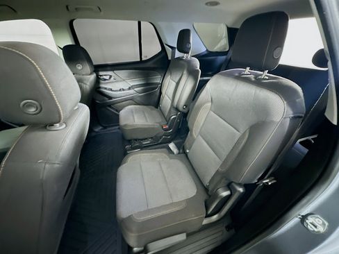 Used 2018 Chevrolet Traverse LT image 26