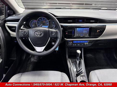 Used 2016 Toyota Corolla LE FWD image 12