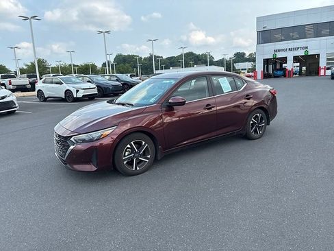 Used 2025 Nissan Sentra SV FWD image 17