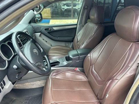 Used 2003 Toyota 4Runner SR5 RWD image 10